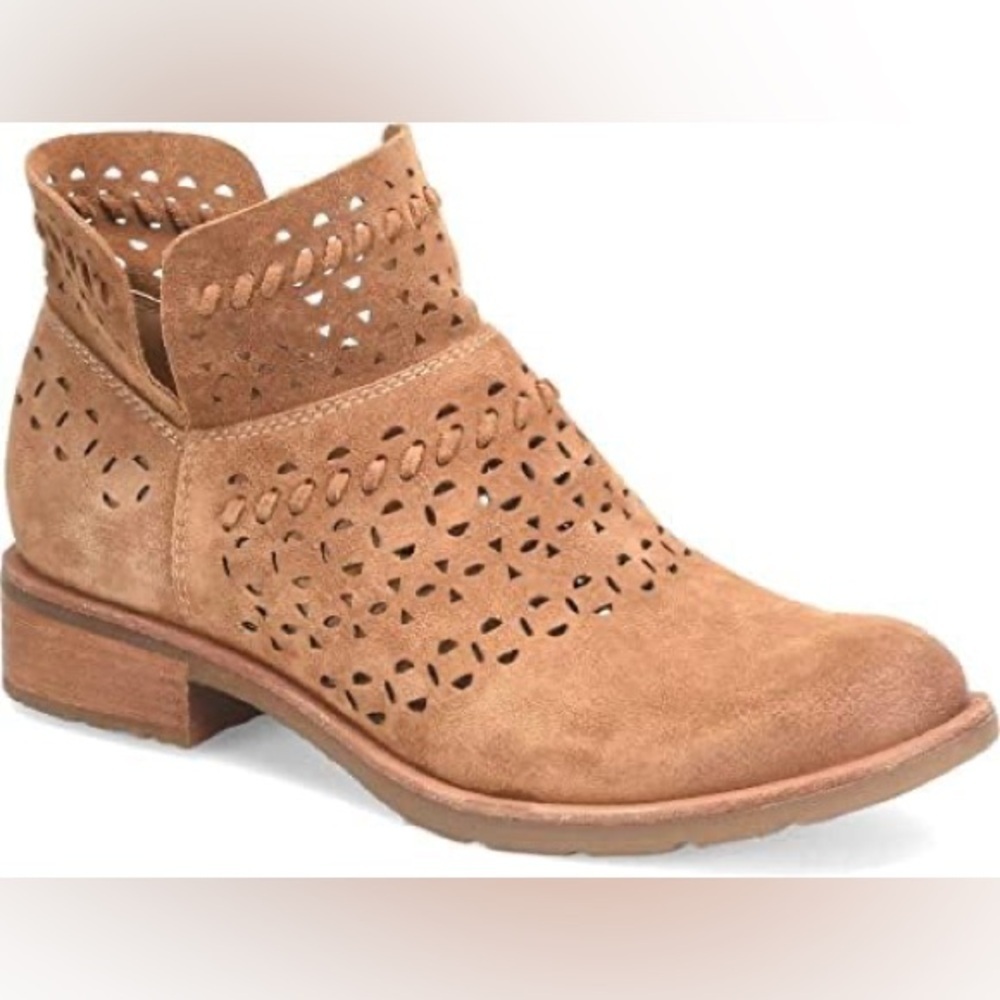 SOFFT‎ Size 6 M Brown Suede Zip Ankle Perforated Bootie